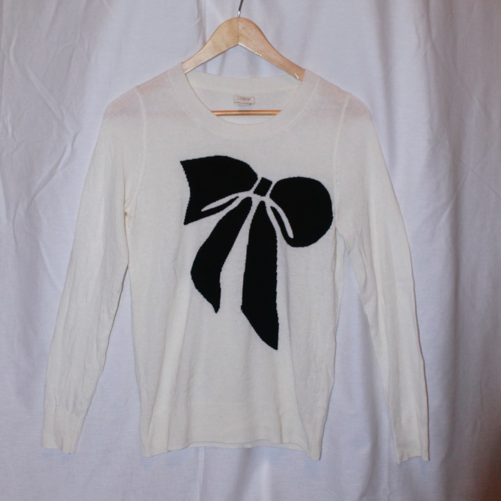 White Bow Sweater